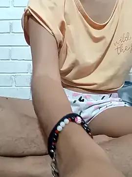 Check-out your craziest wishes with our pick of gaming cams models, featuring big knockers, round tails and tight twats.