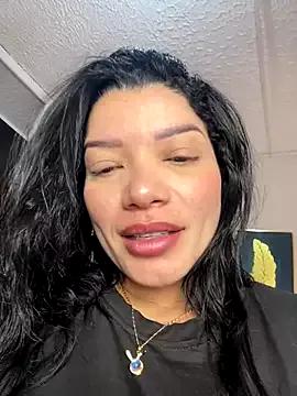 valerie_lya from StripChat is Freechat