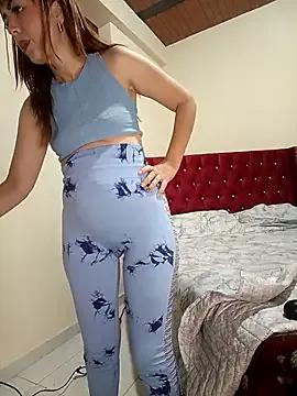 Check-out your craziest wishes with our pick of gaming cams models, featuring big knockers, round tails and tight twats.