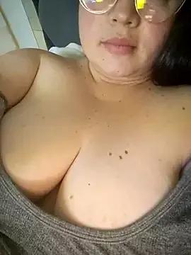 ValeryKendall from StripChat is Freechat
