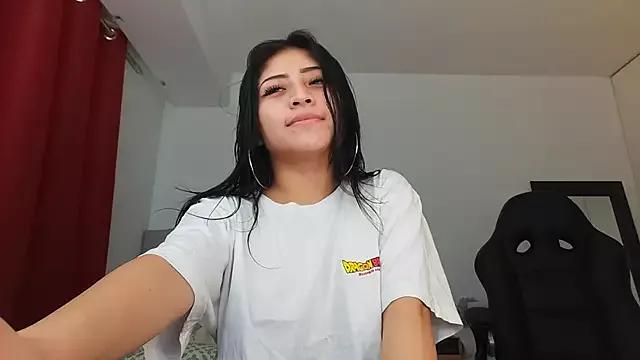valeska_kailani from StripChat is Freechat