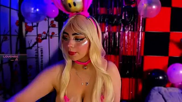 Vanelope_sweet_ from StripChat is Freechat