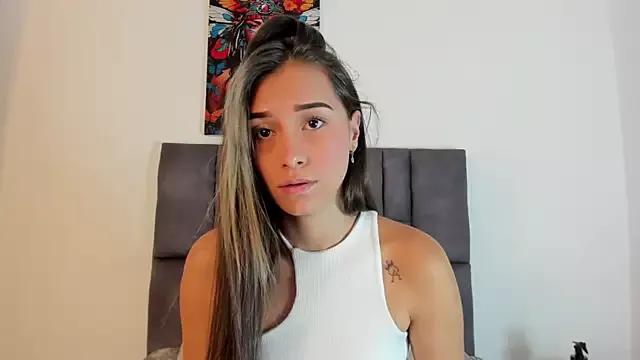 Vanessa_Rodriguez1 from StripChat is Freechat