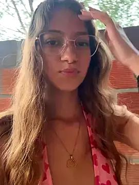 Vanneskk from StripChat is Freechat