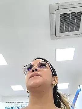 VannyaRoselle from StripChat is Freechat