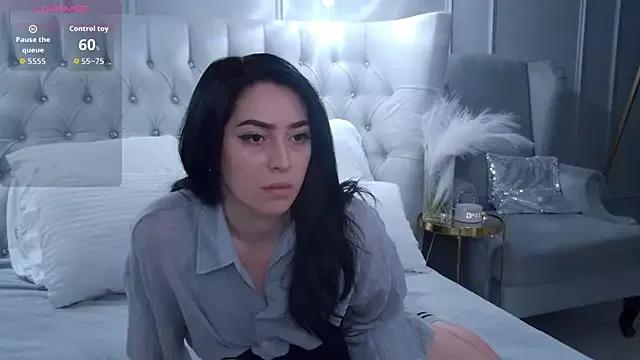 Check-out your craziest wishes with our pick of gaming cams models, featuring big knockers, round tails and tight twats.