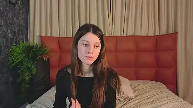 Check-out your craziest wishes with our pick of gaming cams models, featuring big knockers, round tails and tight twats.