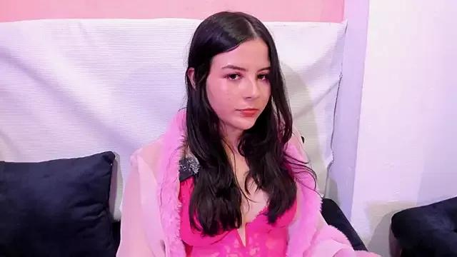 velvetwhite from StripChat is Freechat