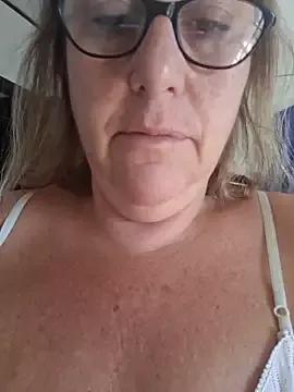 VenusAlpha from StripChat is Freechat