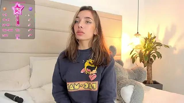 VENUSMOON777 from StripChat is Freechat