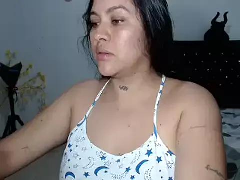 venuz_mendoza20 from StripChat is Freechat