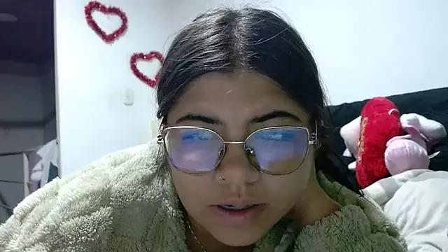 viccky_vick from StripChat is Freechat