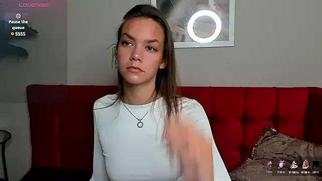 Check-out your craziest wishes with our pick of gaming cams models, featuring big knockers, round tails and tight twats.