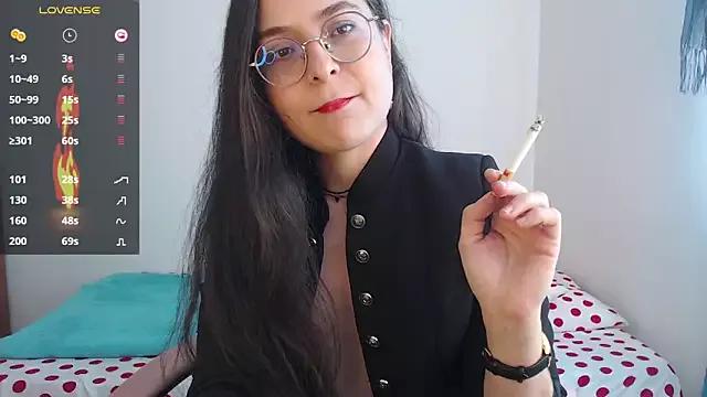 Vicky_cristinax from StripChat is Freechat