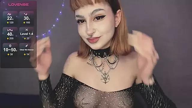 victoriabrooks from StripChat is Freechat