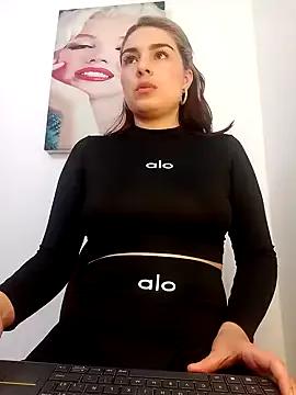 VictoriaMolina from StripChat is Freechat