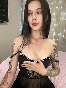 Check-out your craziest wishes with our pick of gaming cams models, featuring big knockers, round tails and tight twats.