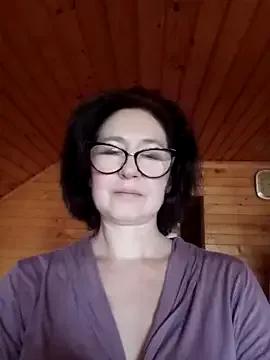 vikimoon11 from StripChat is Freechat