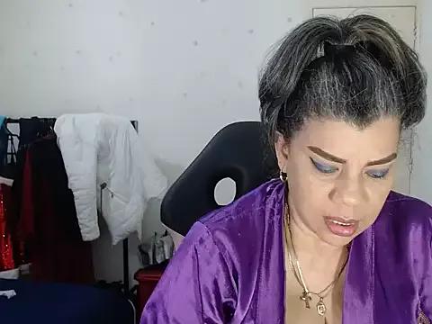 vikyadams from StripChat is Freechat