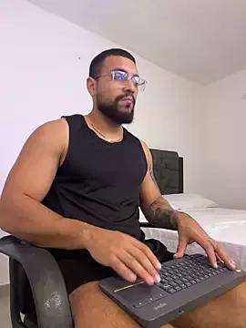 vincentjaxon from StripChat is Freechat