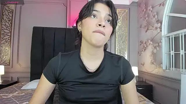 violet_sweet19__ from StripChat is Freechat