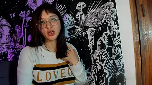 Violetaa_Leee from StripChat is Freechat