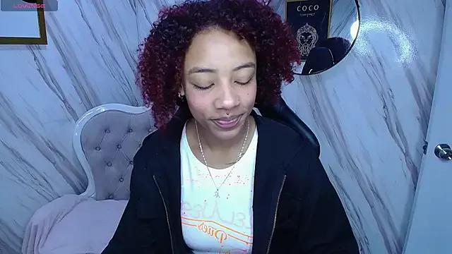 Violeth_b from StripChat is Freechat