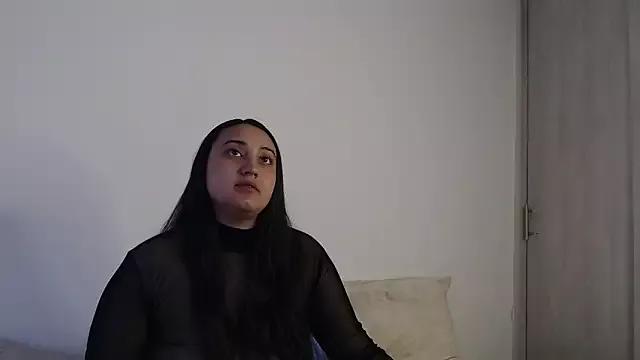 Violett_Vixxxen from StripChat is Freechat