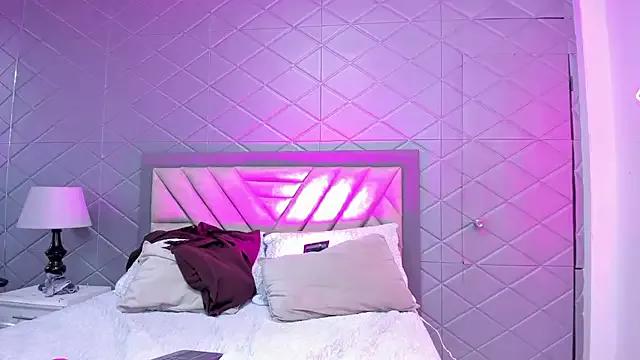 ViolettRouse from StripChat is Freechat