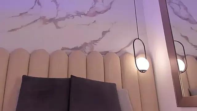 Vittoria__rossi from StripChat is Freechat