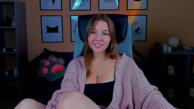 VivianGutierrez from StripChat is Freechat
