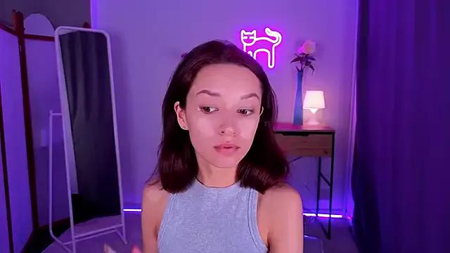 VivianLy_ from StripChat