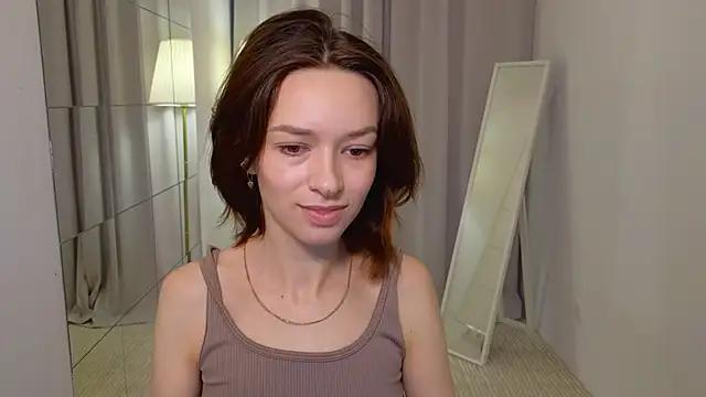 VivianLy_ from StripChat