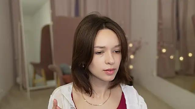 VivianLy_ from StripChat