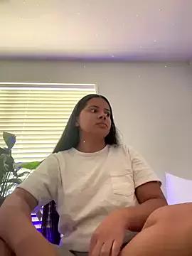 vixxnovalee from StripChat is Freechat