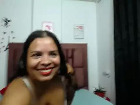 vsheilyblossomper from StripChat is Freechat