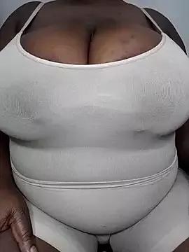 Photos of wamie12 from StripChat is Freechat