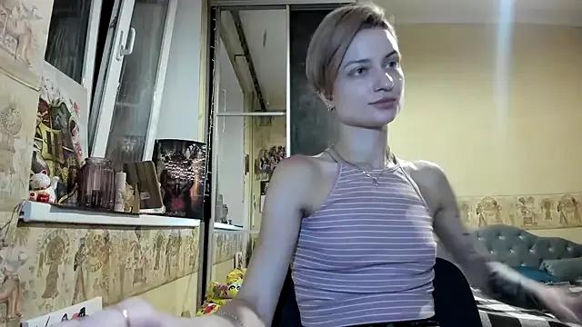 Check-out your craziest wishes with our pick of gaming cams models, featuring big knockers, round tails and tight twats.