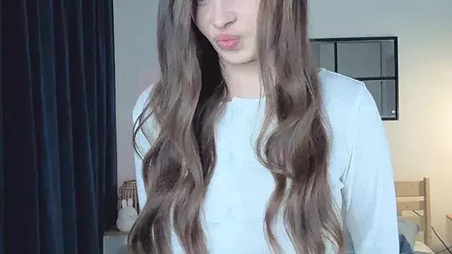 Check-out your craziest wishes with our pick of gaming cams models, featuring big knockers, round tails and tight twats.