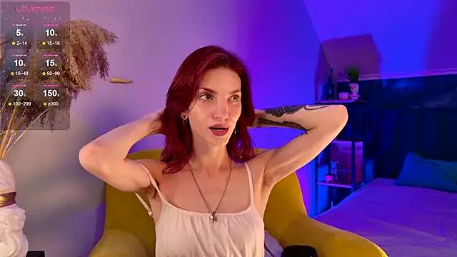 Check-out your craziest wishes with our pick of gaming cams models, featuring big knockers, round tails and tight twats.