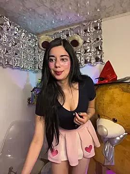 Check-out your craziest wishes with our pick of gaming cams models, featuring big knockers, round tails and tight twats.