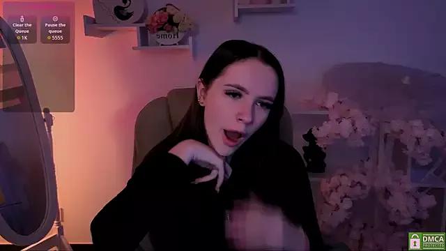 Check-out your craziest wishes with our pick of gaming cams models, featuring big knockers, round tails and tight twats.