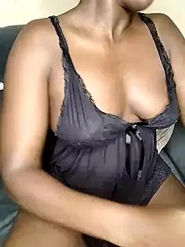 Winnie_- from StripChat is Freechat