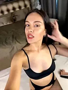 Check-out your craziest wishes with our pick of gaming cams models, featuring big knockers, round tails and tight twats.