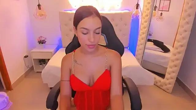 Check-out your craziest wishes with our pick of gaming cams models, featuring big knockers, round tails and tight twats.
