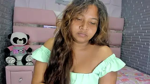 xiomirivera from StripChat is Freechat