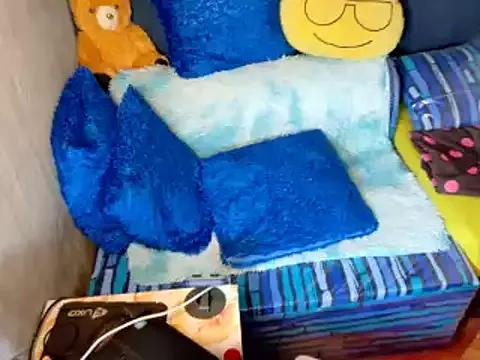 xxloveheart from StripChat is Freechat