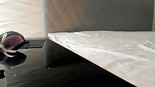 yanyaan from StripChat is Freechat