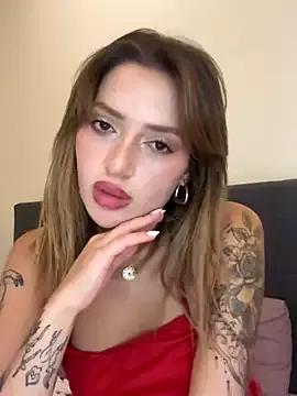 Photos of yaprakmericc from StripChat is Freechat