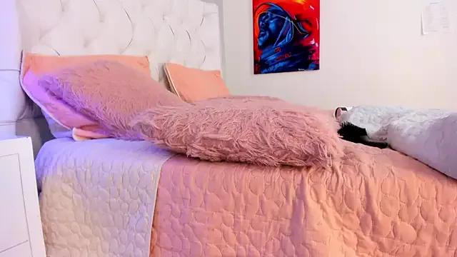 Yara_Bliss_ from StripChat is Freechat